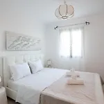 Your Mykonos X Whitelist Villa Mykonos Town