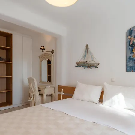 Your Mykonos X Whitelist Villa *