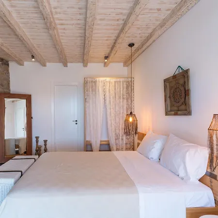 Villa Your Mykonos X Whitelist